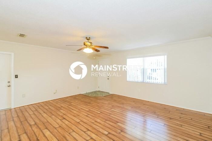 2643 S San Mateo Dr - Photo 5 of 30
