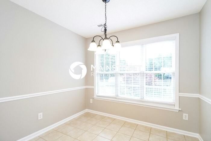 620 Wallridge Dr - Photo 4 of 16