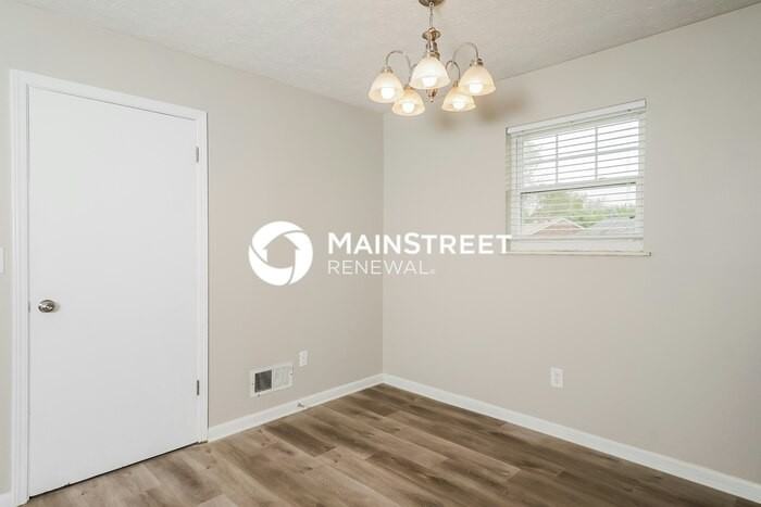 7502 Stayman Way - Photo 7 of 16