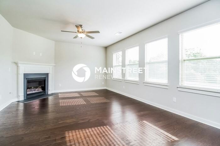 3138 Rift Ln - Photo 4 of 17