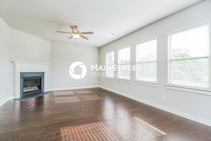 3138 Rift Ln - Photo 5 of 17