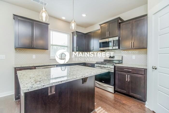 3138 Rift Ln - Photo 7 of 17