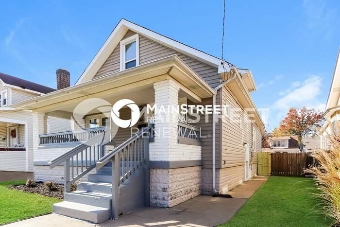 308 S 41st St - Photo 6 of 18