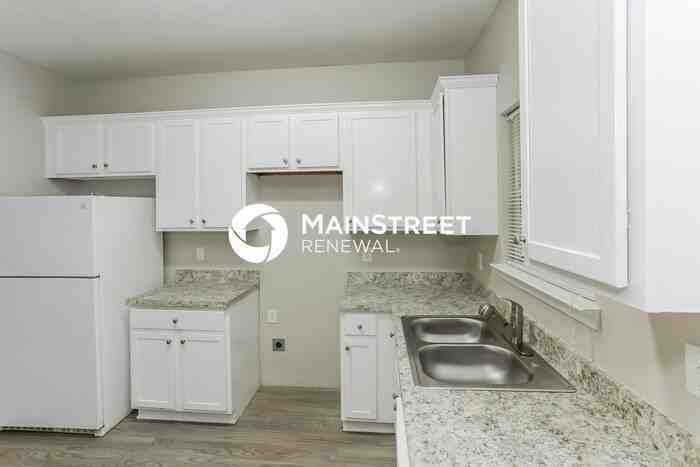 2019 Reynolds Dr Sw - Photo 7 of 17