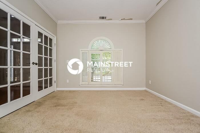 51 Southern Golf Ct - Photo 6 of 17