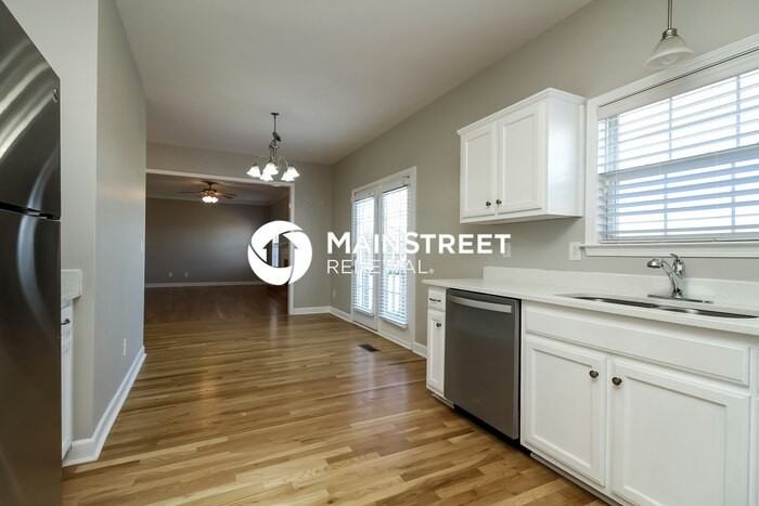 6008 Romain Ct - Photo 7 of 17