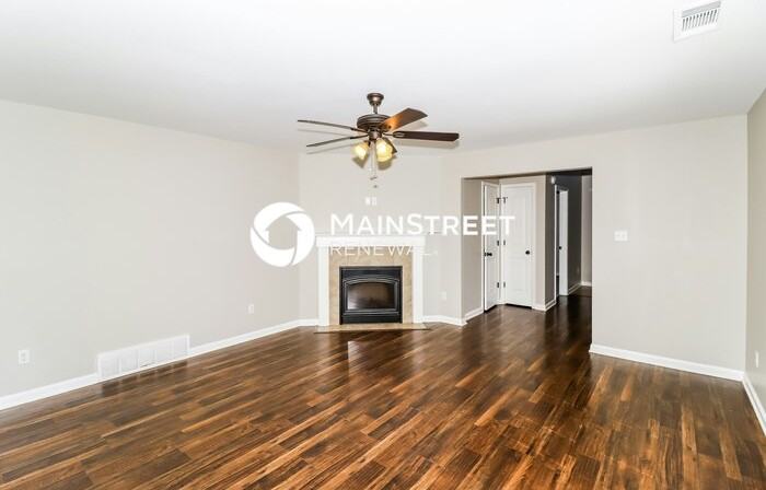 10202 Sterling Ridge Dr - Photo 5 of 17