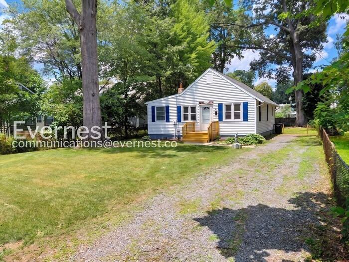 227 Lincoln Ave - Photo 2 of 31