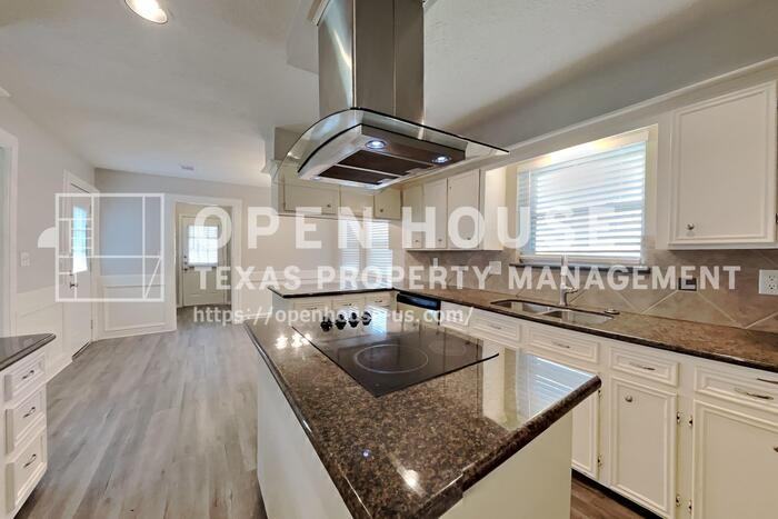 20206 Monkswood Dr - Photo 6 of 21