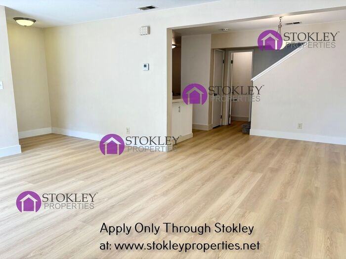 5085 Valley Crest Dr - Photo 3 of 22