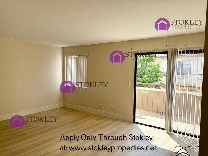 5085 Valley Crest Dr - Photo 5 of 22
