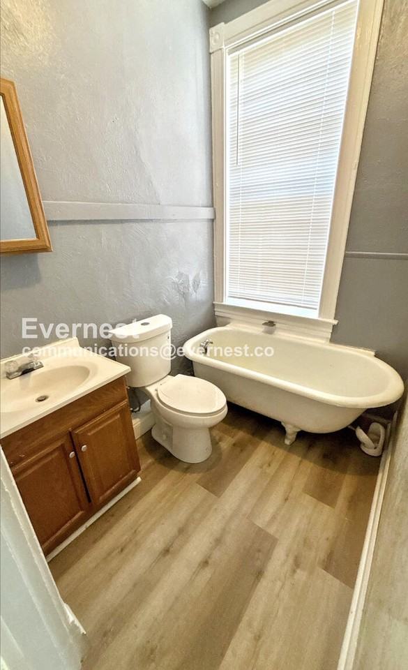 3722A Fairview Ave - Photo 6 of 10