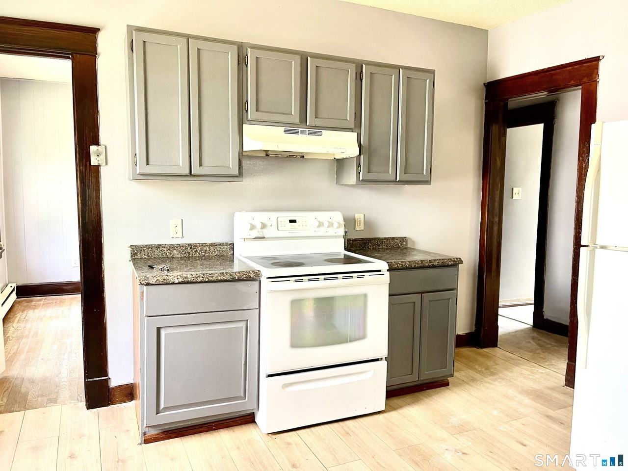 146 Charles St #3rd - Photo 4 of 20