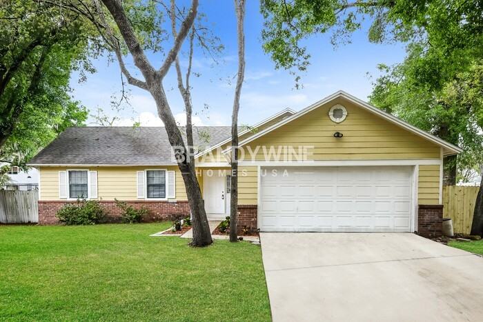 6813 Westborough Ln - Photo 2 of 20