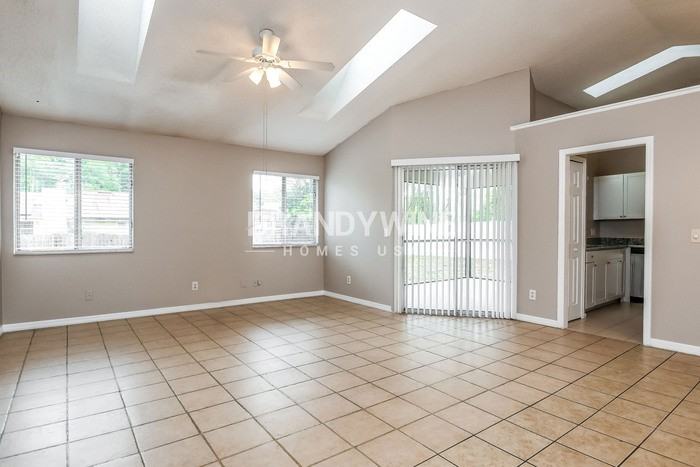 6813 Westborough Ln - Photo 6 of 20