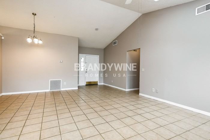 6813 Westborough Ln - Photo 7 of 20