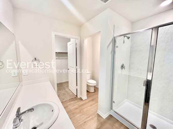 324 Wild Rose Way - Photo 6 of 24