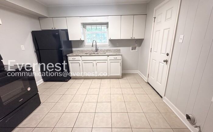 8304 Baldwyn Cv - Photo 4 of 33