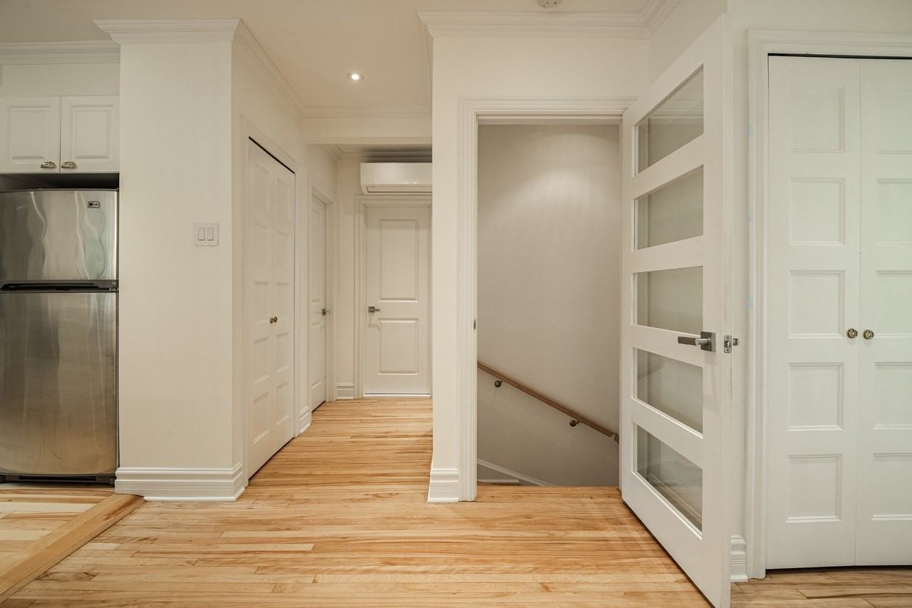5548 Av Isabella - Photo 3 of 29