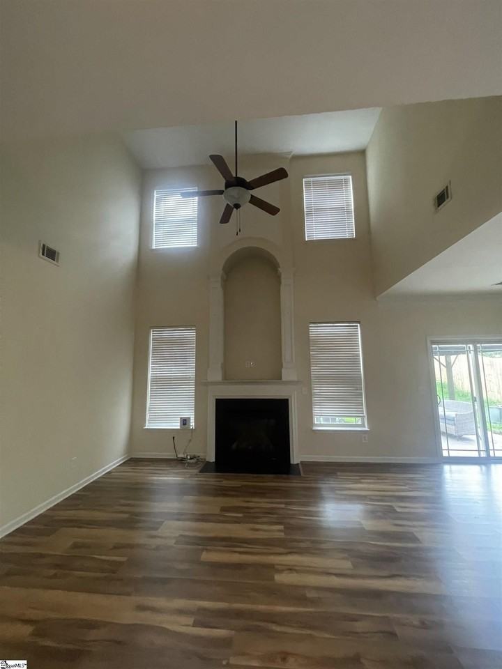 504 Millervale Rd - Photo 3 of 15