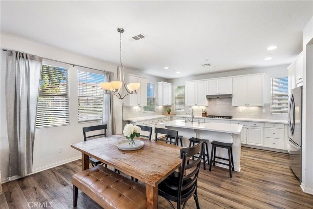37 Majeza Ct - Photo 6 of 50