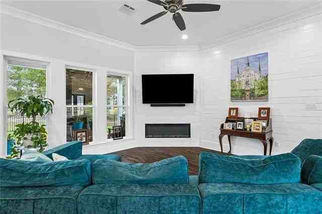 305 Steeplechase Dr - Photo 7 of 22