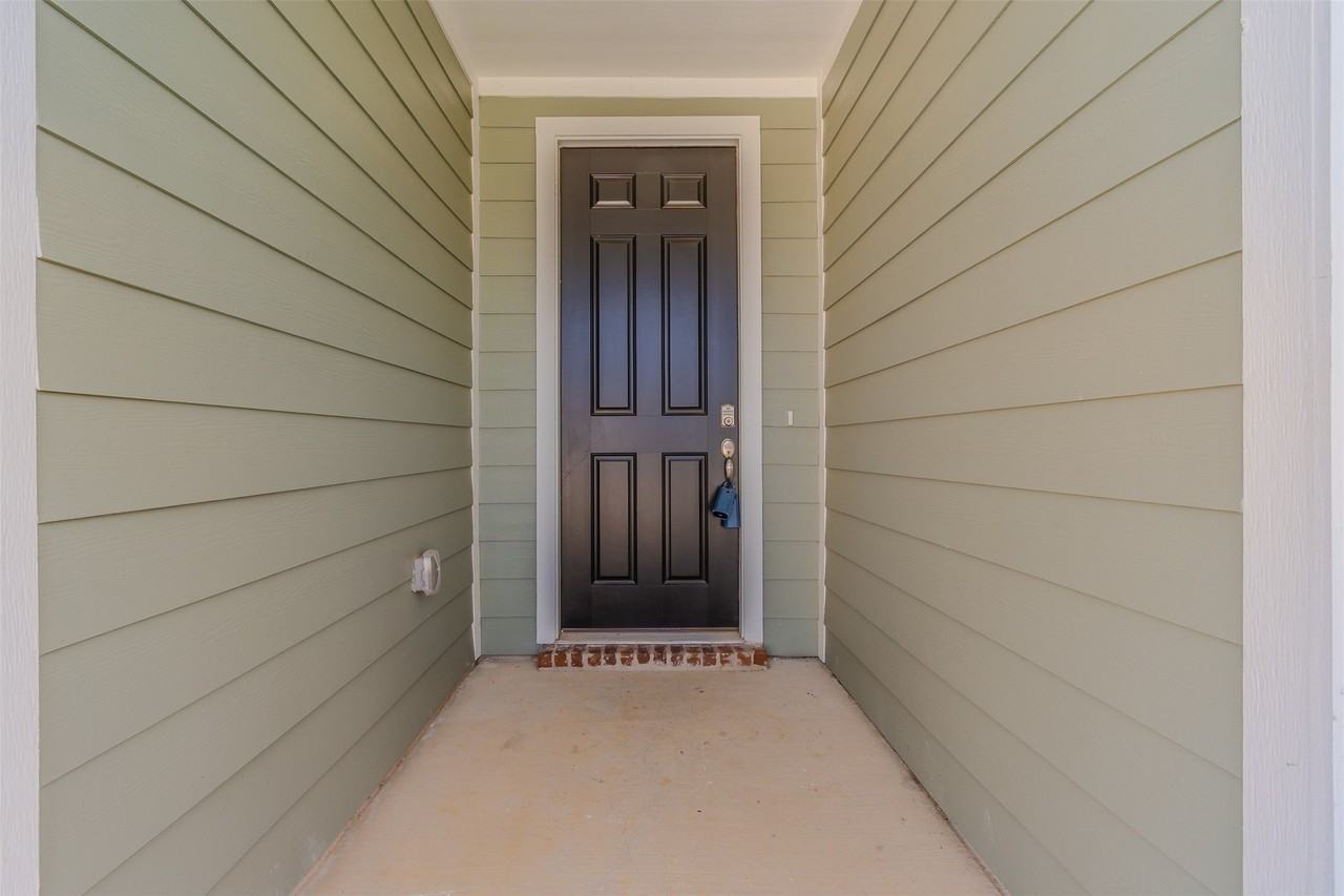 5948 Hopkins Dr - Photo 4 of 40