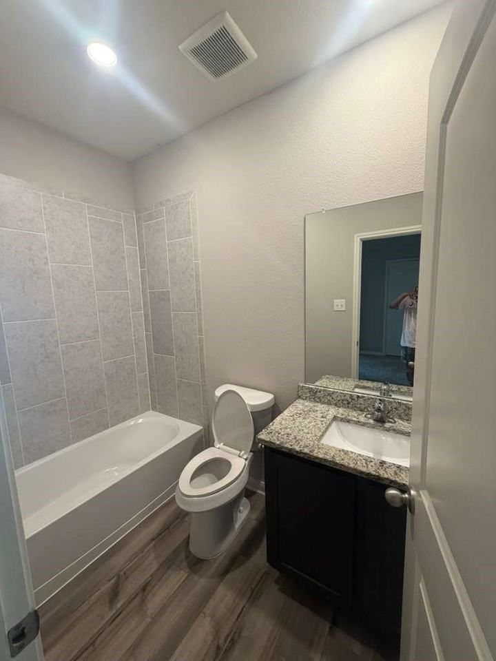 310 Foster Ln - Photo 4 of 15