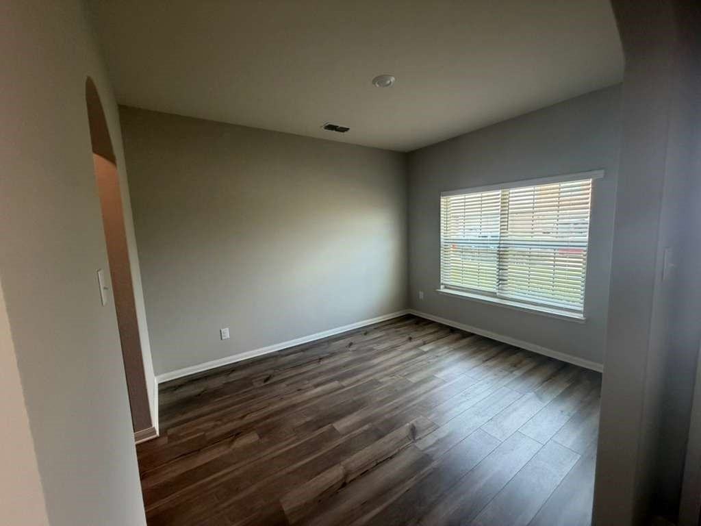 310 Foster Ln - Photo 6 of 15