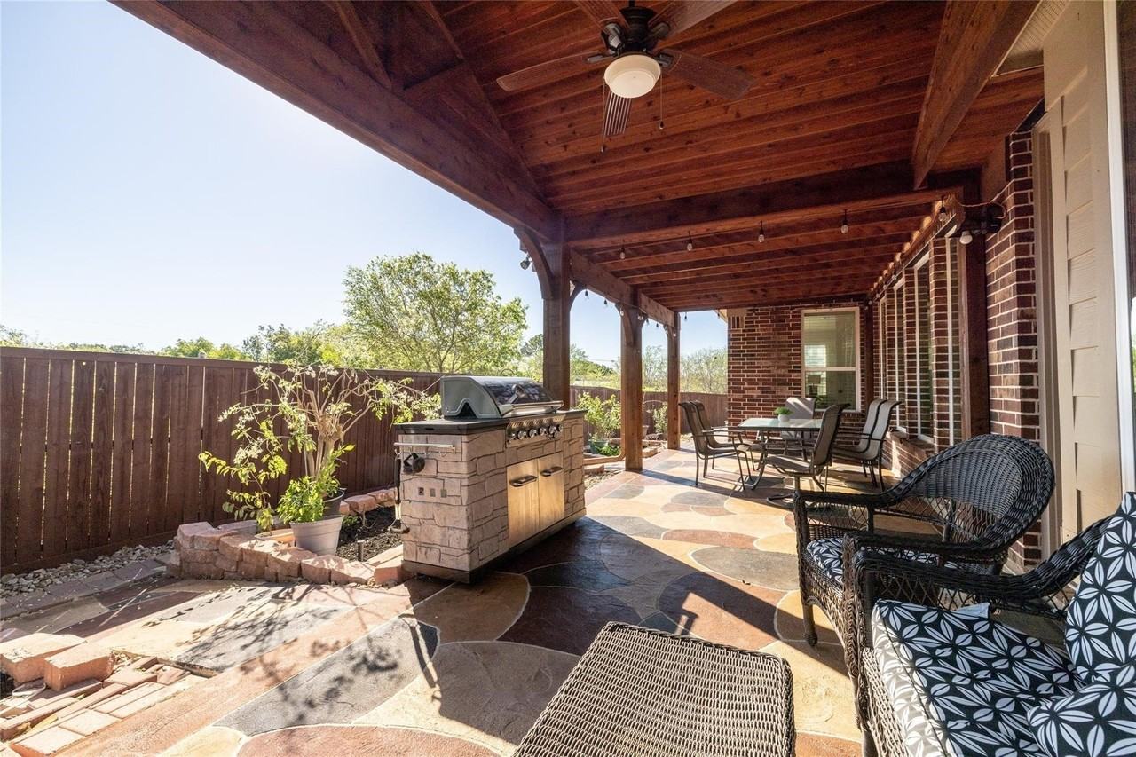 6728 S Fork Dr - Photo 4 of 14