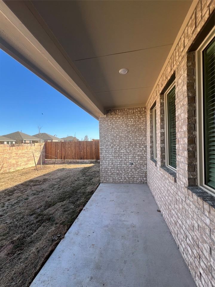 1200 Morning Dew Dr - Photo 5 of 28