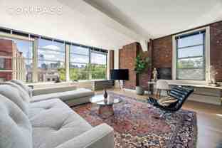 135 W 3rd St #5 - Photo 1 of 1