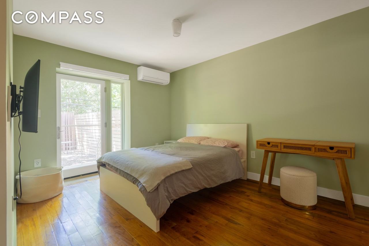 776 Putnam Ave #1 - Photo 7 of 9