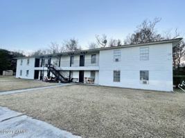 featured image of 391 W Railroad St #5