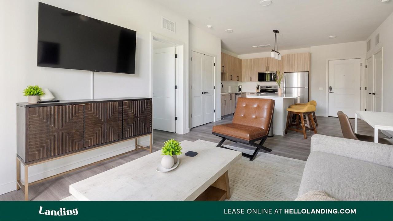 13700 Magnolia Oak Circle - Photo 2 of 50