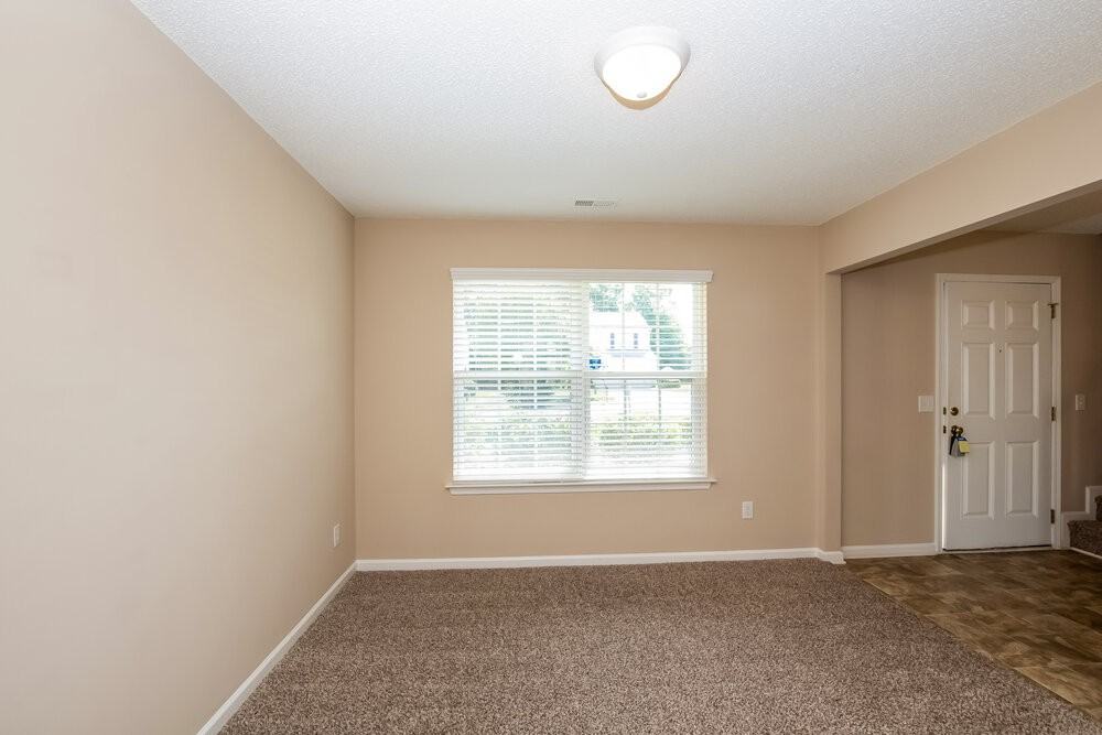 6629 Rustic View Ct - Photo 4 of 17