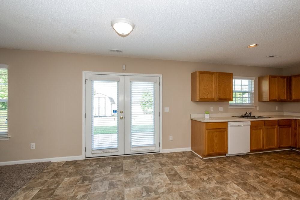6629 Rustic View Ct - Photo 6 of 17