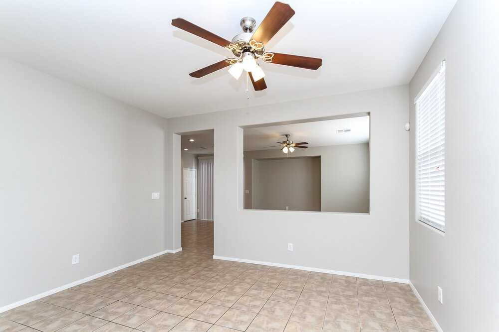 9230 Weeping Water Ave - Photo 2 of 15