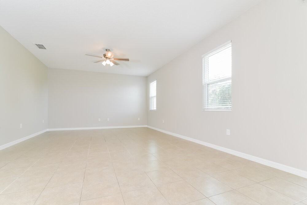 3231 Bayou Ln - Photo 5 of 16