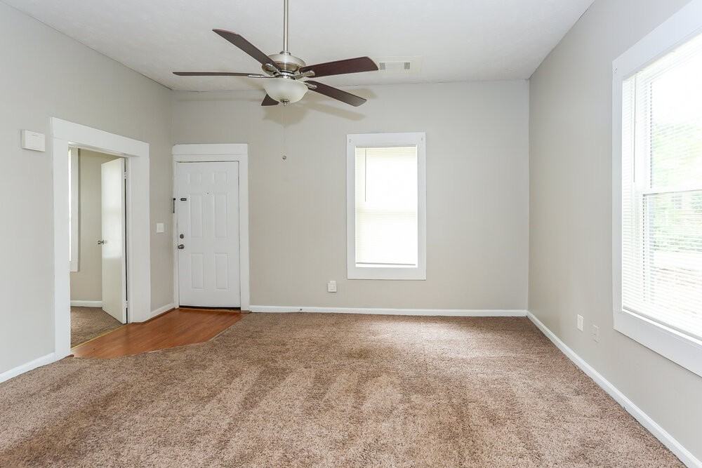 6129 Sorrell St Ne - Photo 3 of 25