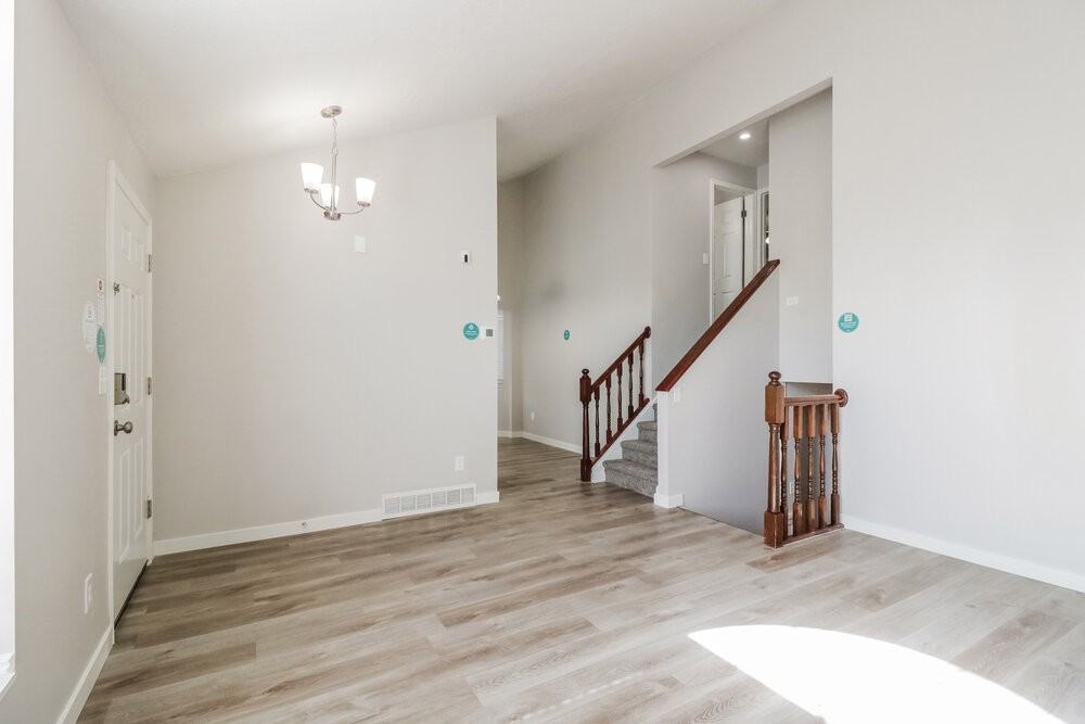4829 Sw - Photo 5 of 23