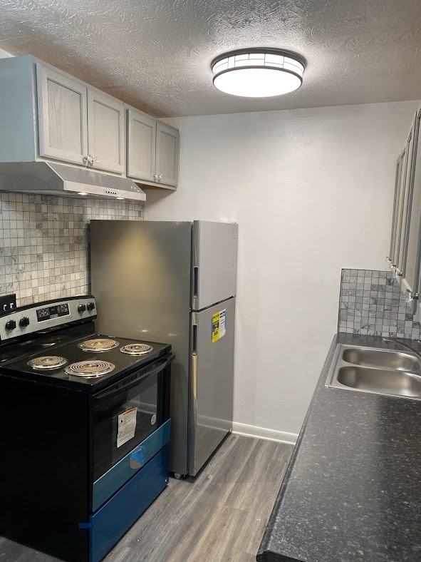 308 Kenbrook Dr #E - Photo 6 of 10