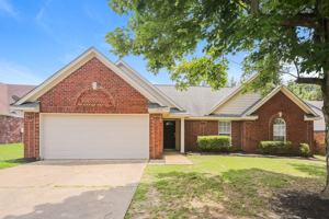 featured image of 1957 Paddock Ln
