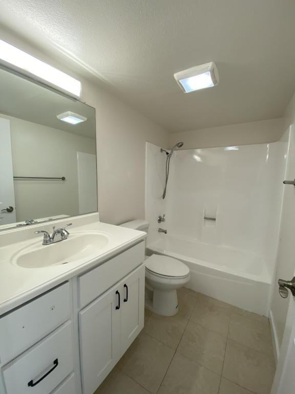 181 N Richmont Dr - Photo 5 of 12
