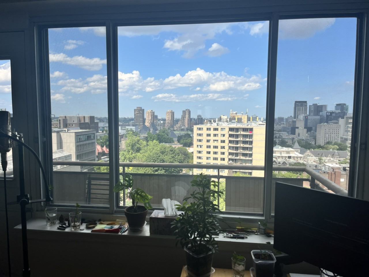 1230 Av du Docteur-Penfield - Photo 2 of 5