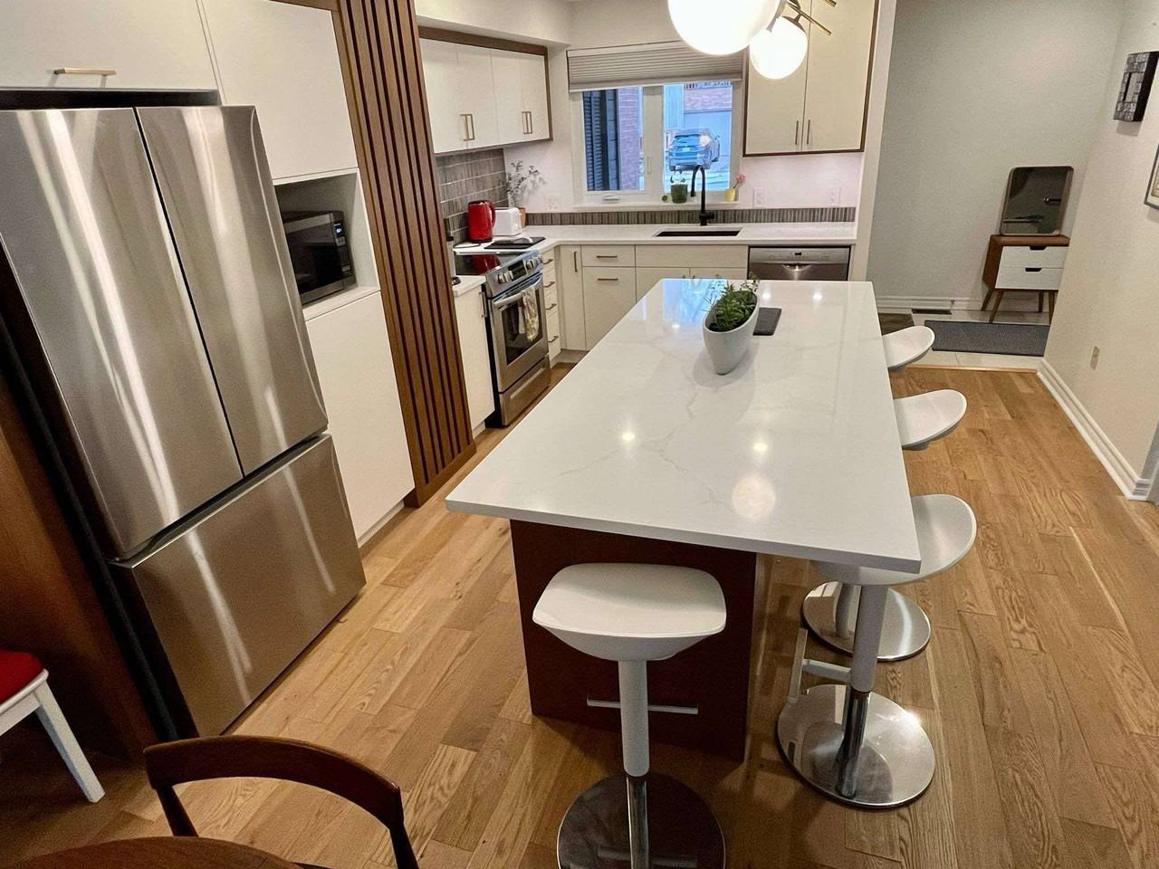 285 Bruyère Street - Photo 4 of 21