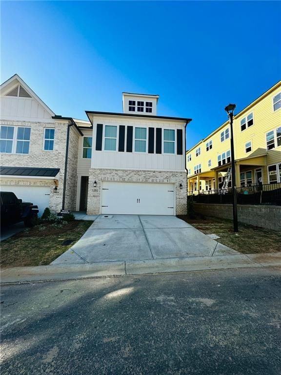 1252 Windmill Pkwy - Photo 2 of 28