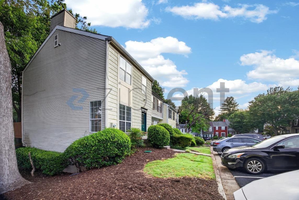 1201 Wedgewood Ct #NA - Photo 2 of 21