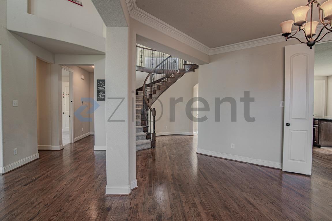 3537 Acropolis Way - Photo 3 of 24