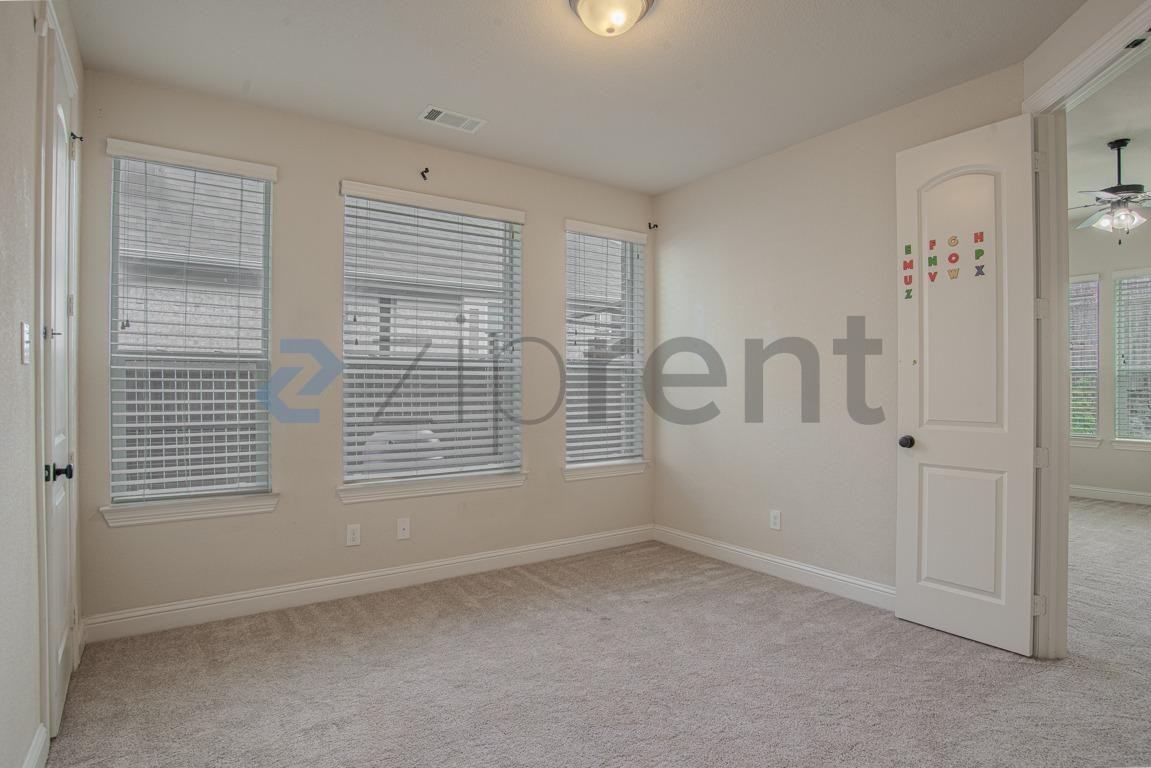 3537 Acropolis Way - Photo 5 of 24